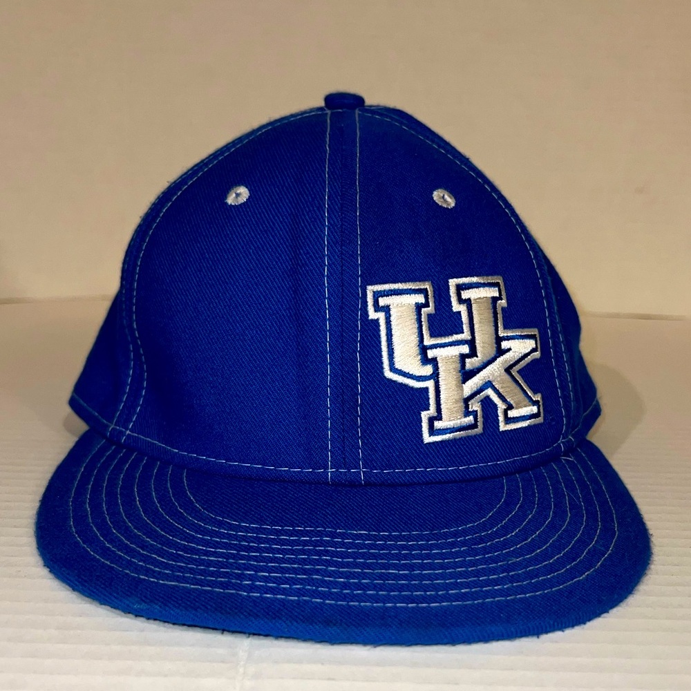 University of Kentucky UK Wildcats Know Nike True Dri Fit Hat Cap Adult Size M/L
